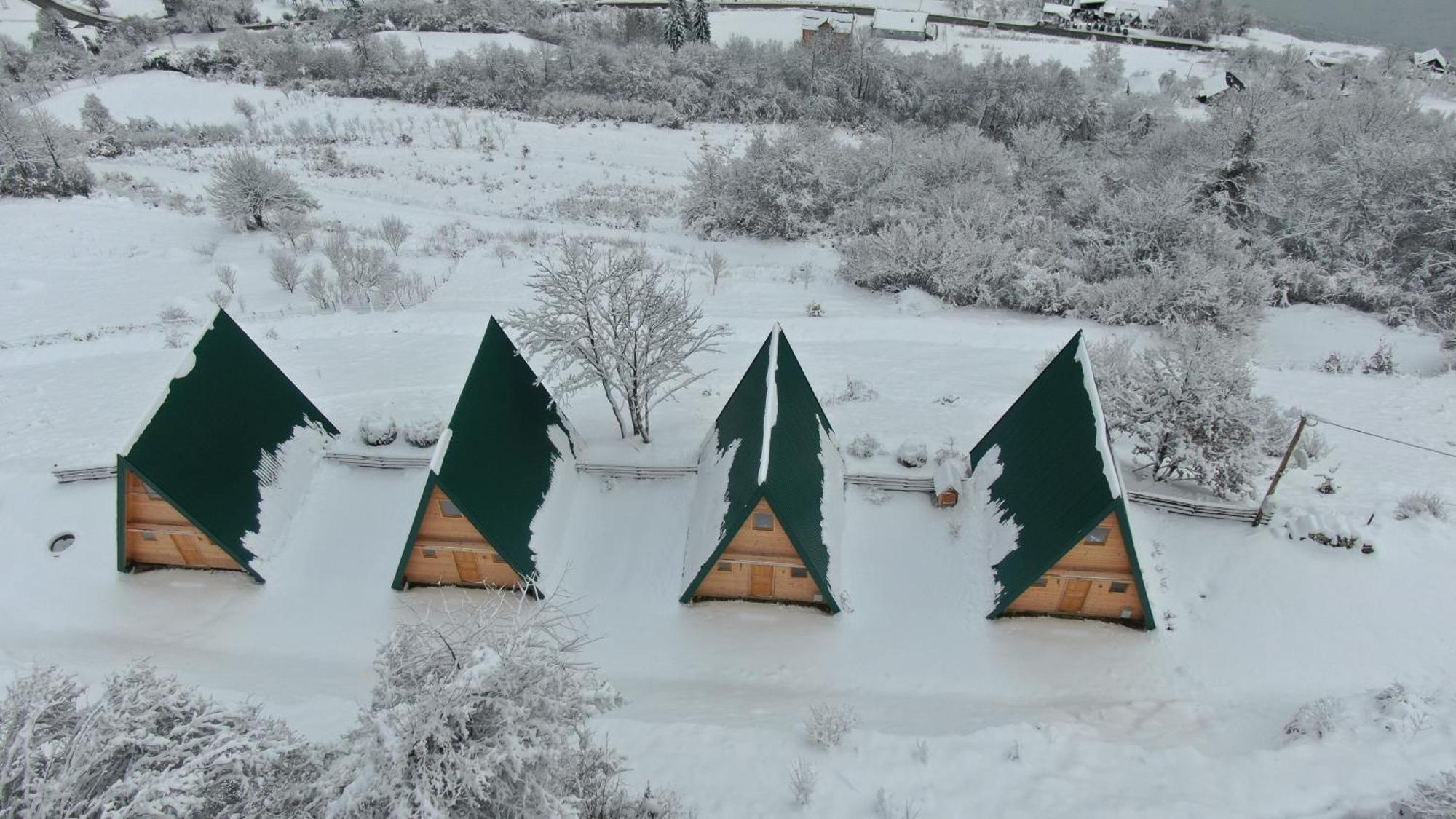 Suncani Brijeg Eco Village Plav Buitenkant foto